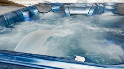 Luxury Hydrotherapy Tub